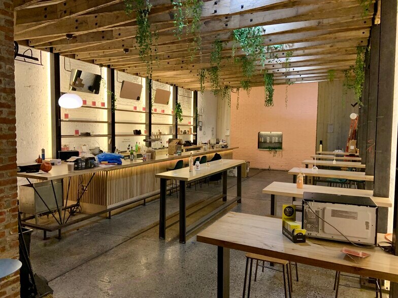 More Photos Of 15-19 Wyckoff Ave, Brooklyn Warehouse For Lease