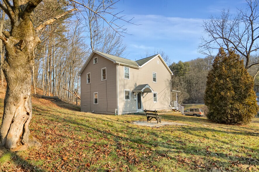 Primary Photo Of 703 Dauva Luch Rd, Herndon Land For Sale