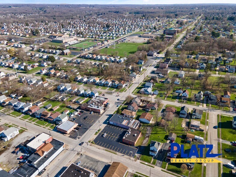 More Photos Of 311 Maplewood Ave, Struthers Storefront For Sale