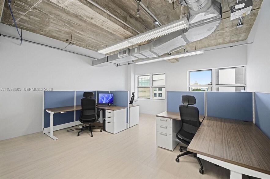 More Photos Of 605 Lincoln Rd, Miami Beach Office Residential For Sale