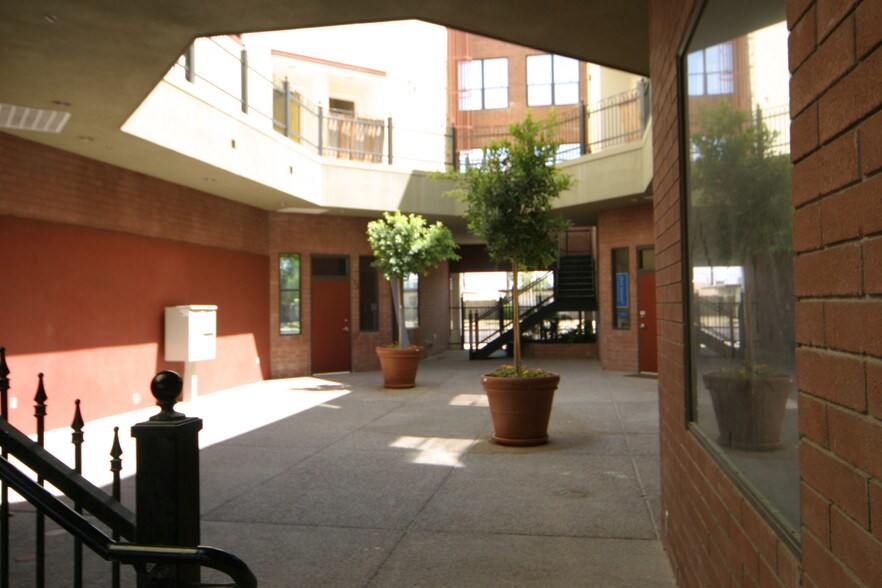 More Photos Of 1200 W University Dr, Tempe Office Residential For Lease