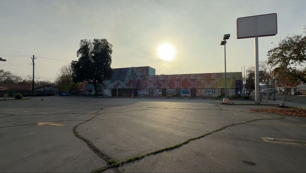 More Photos Of 1830 Del Paso Blvd, Sacramento Land For Sale