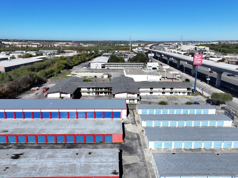 More Photos Of 9503 N Interstate 35, San Antonio Hotel For Sale