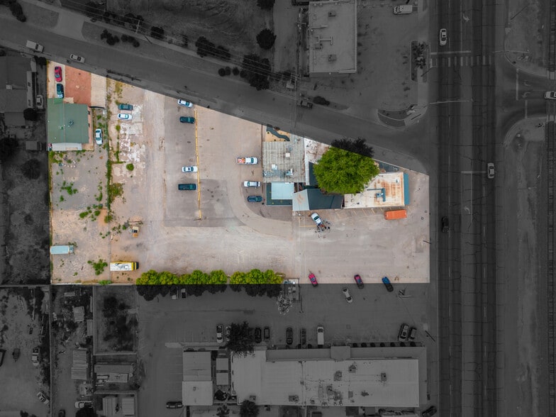 More Photos Of 5200 Doniphan Dr, El Paso Bar For Sale