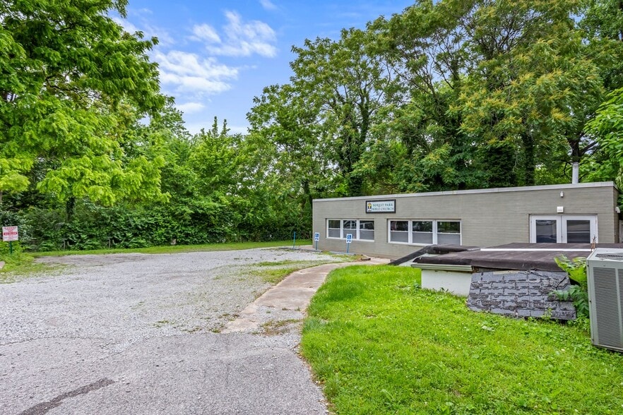 More Photos Of 1517 McCausland Ave, Saint Louis Specialty For Sale