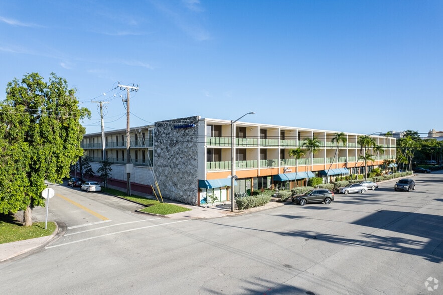 Primary Photo Of 1111 Ponce de Leon Blvd, Coral Gables Hotel For Sale