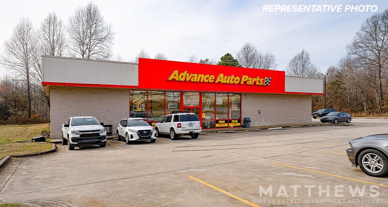 Primary Photo Of 1281 Main St, Altavista Freestanding For Sale