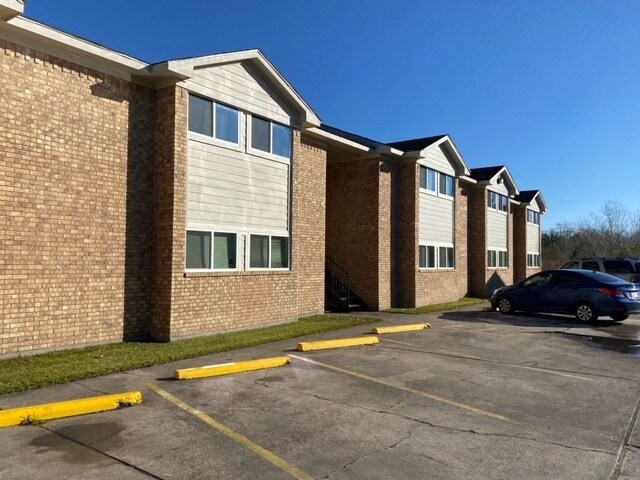 More Photos Of 6205 Jackson Rd, Hitchcock Apartments For Sale