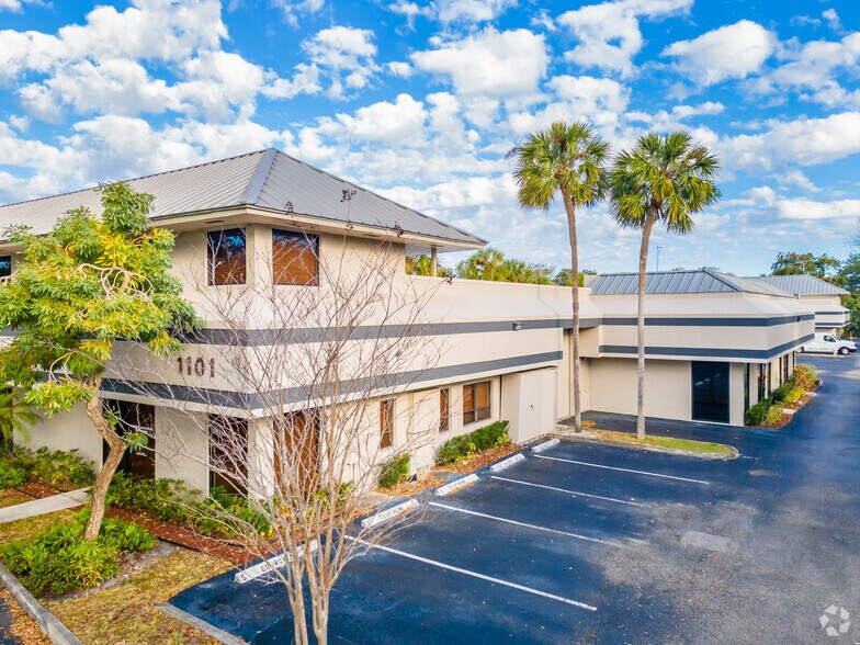 More Photos Of 1101 S Rogers Cir, Boca Raton Light Distribution For Sale