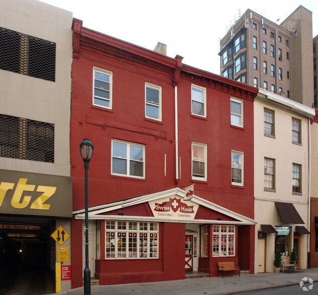 More Photos Of 33-35 S 19th St, Philadelphia Storefront Retail Residential For Lease