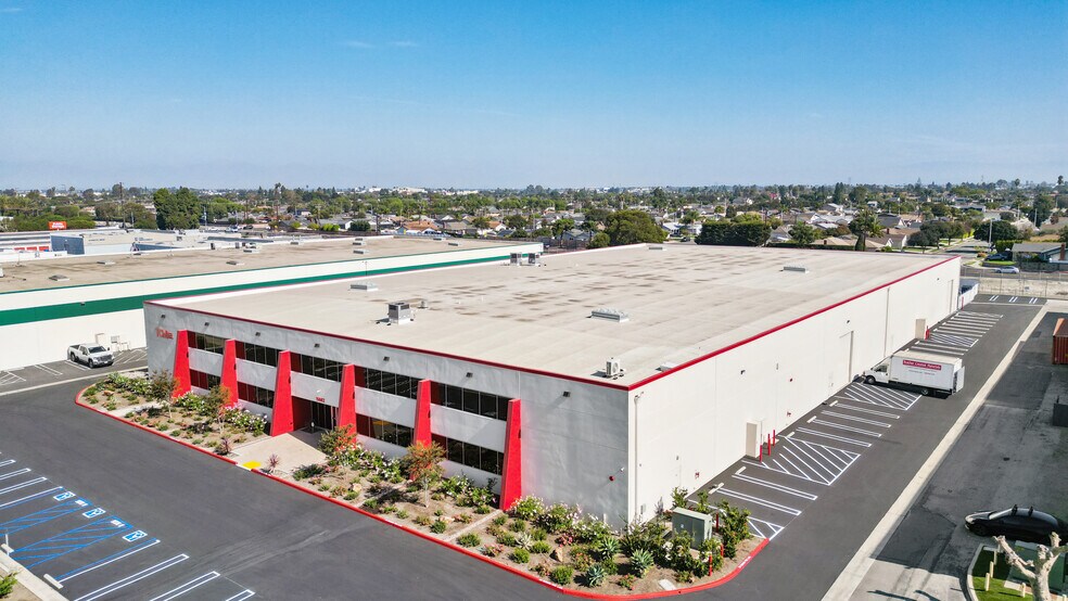 Primary Photo Of 15662-15682 Producer Ln, Huntington Beach Manufacturing For Lease