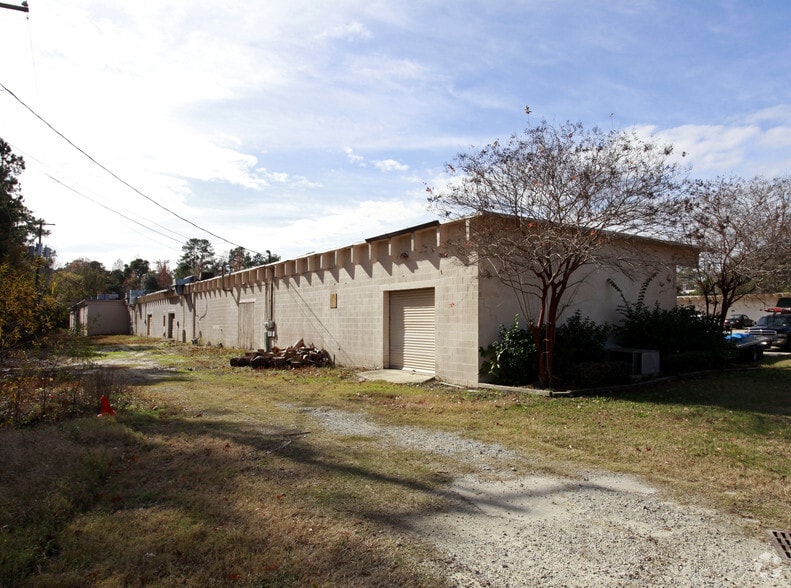 More Photos Of 121-141 Hemphill Ct, Summerville Light Distribution For Sale