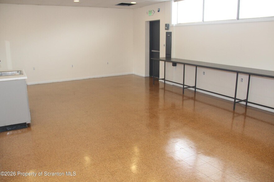 More Photos Of 411-415 S Washington Ave, Scranton Freestanding For Lease