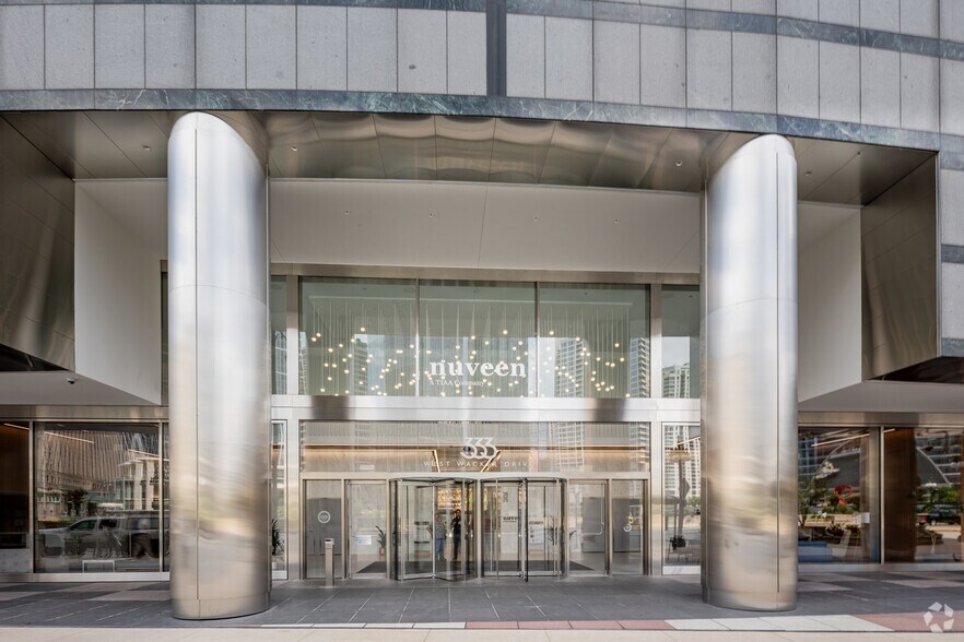 More Photos Of 333 W Wacker Dr, Chicago Office For Lease