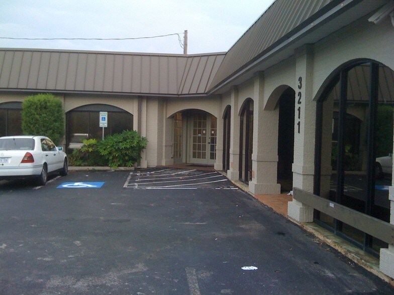 More Photos Of 3211 Norton Dr, Richland Hills Office For Lease