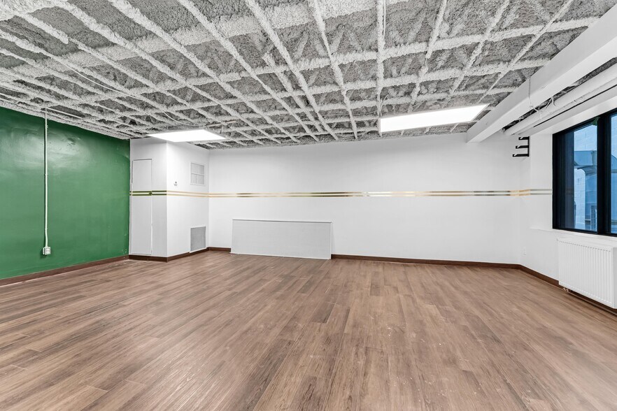 More Photos Of 168 Charlotte St, Ottawa Office For Lease