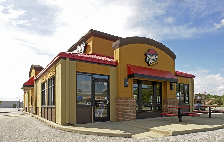 More Photos Of 100-110 Carlyle Plaza Dr, Belleville Unknown For Lease