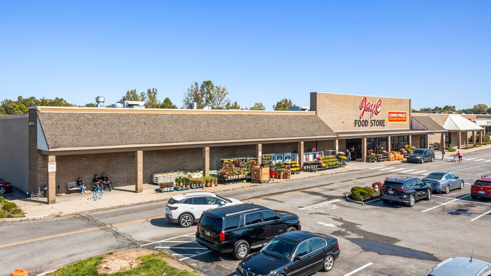 More Photos Of 4290 W Jonathan Moore Pike, Columbus Unknown For Lease