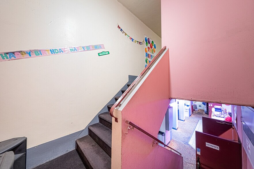 More Photos Of 14948 Crenshaw Blvd, Gardena Movie Theatre For Sale