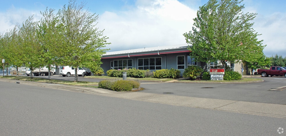 More Photos Of 2025 W 2nd Ave, Eugene Warehouse For Sale
