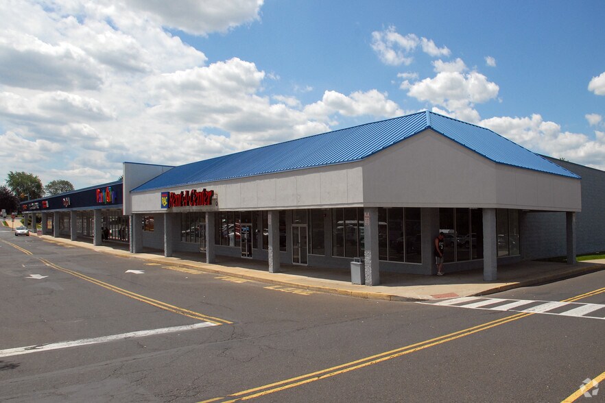 More Photos Of 471 S Oxford Valley Rd, Fairless Hills Unknown For Lease