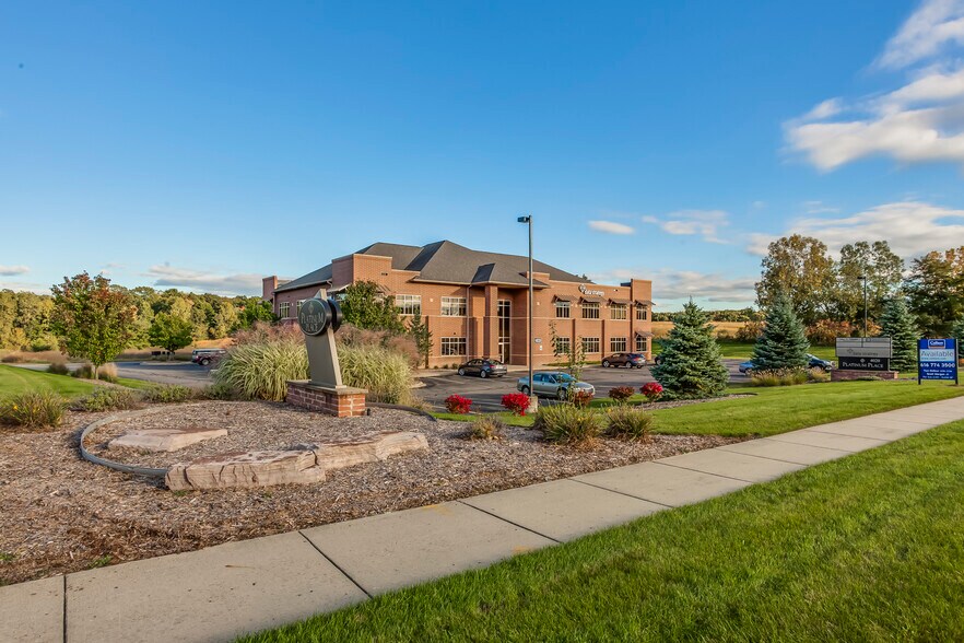 More Photos Of 4020 E Beltline Ave NE, Grand Rapids Office For Sale