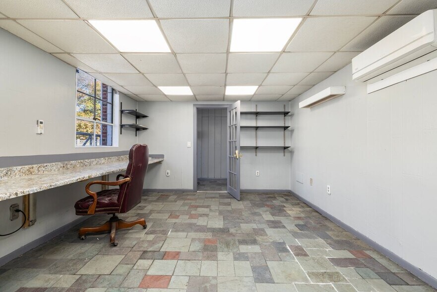 More Photos Of 30 Starr St, Johnston Warehouse For Lease