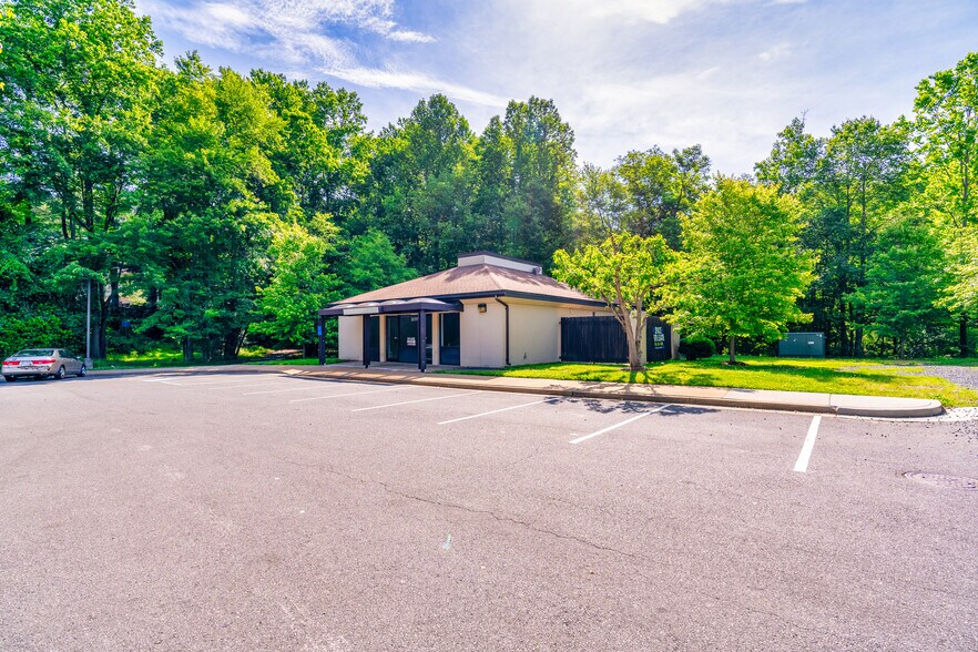 Primary Photo Of 2235 Soapstone Dr, Reston Freestanding For Lease
