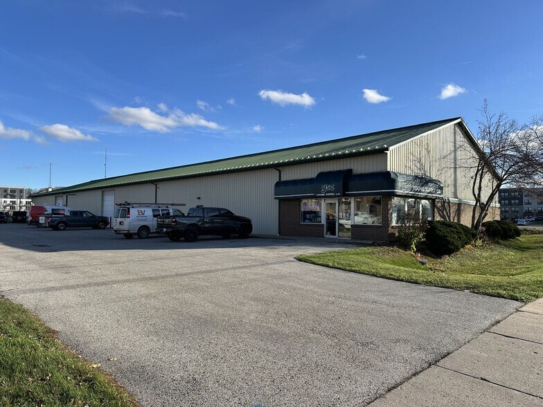 More Photos Of 954 Front Ave NW, Grand Rapids Manufacturing For Sale
