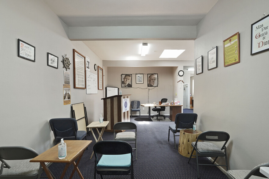 More Photos Of 2 N Main St, Lodi Storefront Retail Office For Sale