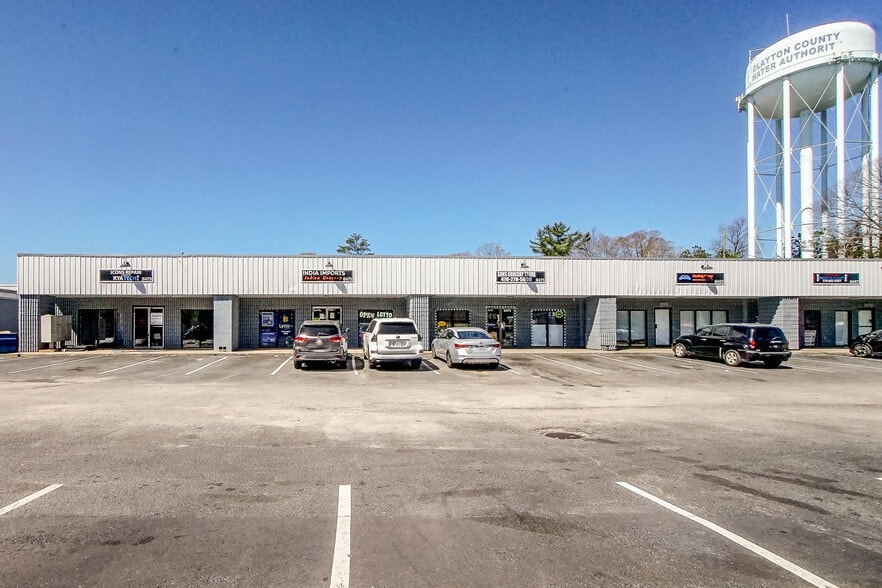 More Photos Of 6487 Ga-85 Hwy, Riverdale Service For Lease