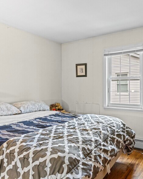 More Photos Of 1225 Bay Ave, Pt Pleasant Flex For Sale