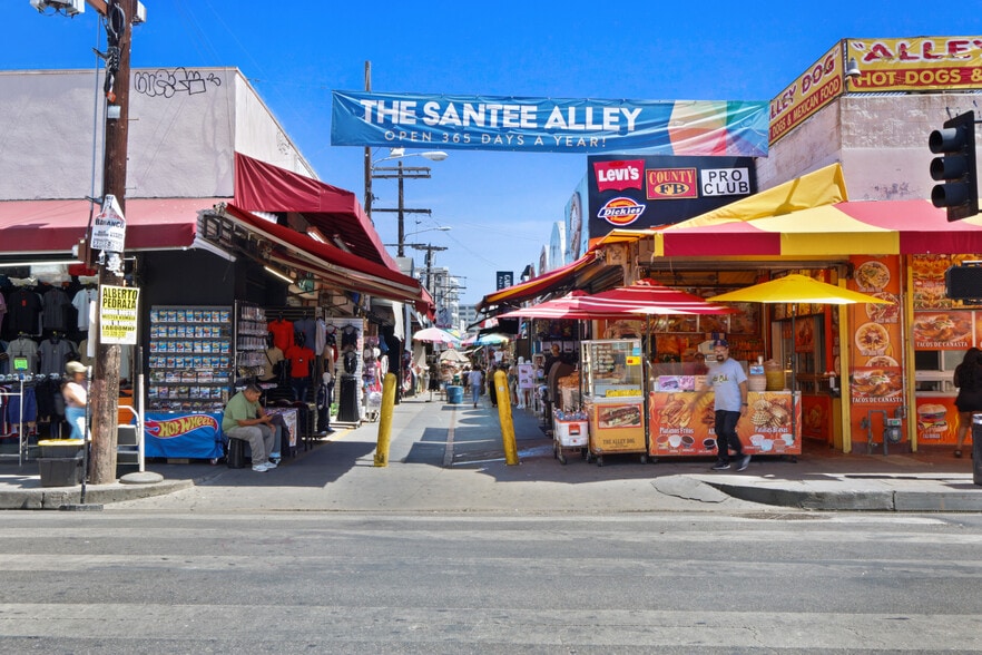 More Photos Of 1152 Santee Alley, Los Angeles Storefront For Lease