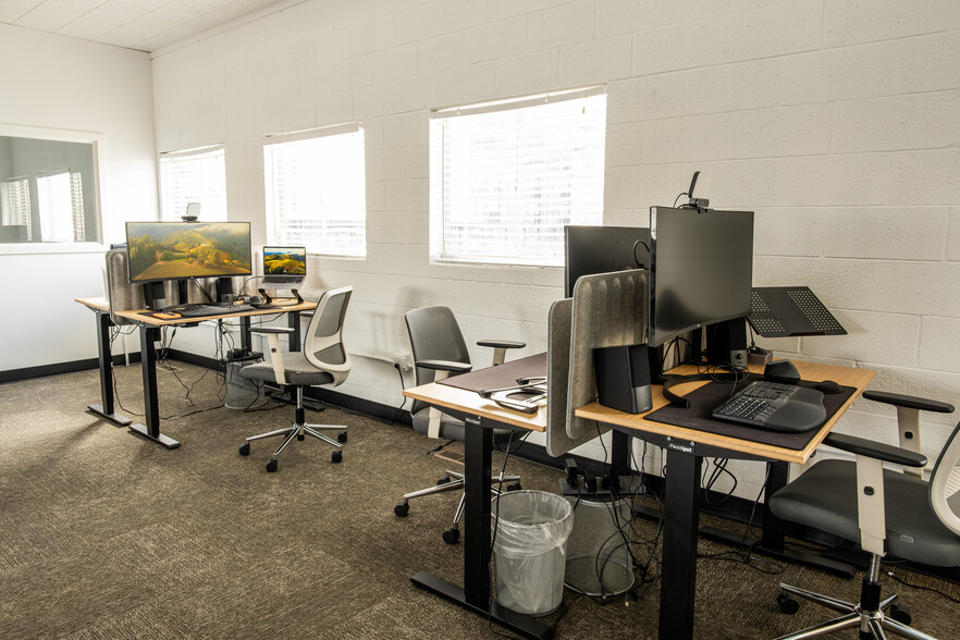 More Photos Of 2174 S Main St, Salt Lake City Manufacturing For Lease