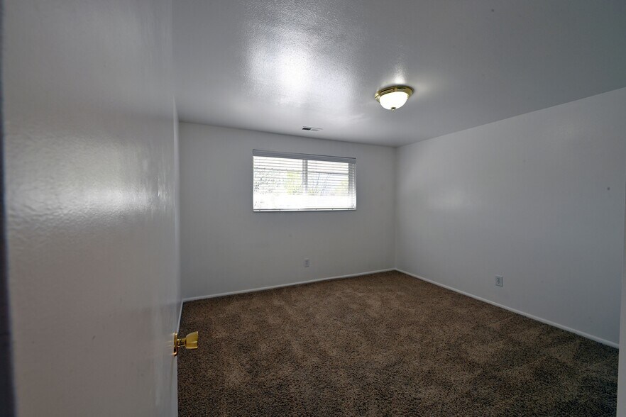 More Photos Of 322 S 100 W, Orem Apartments For Sale