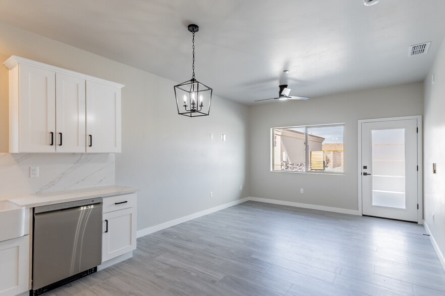 More Photos Of 2786 McCulloch N blvd, Lake Havasu City Multifamily For Sale