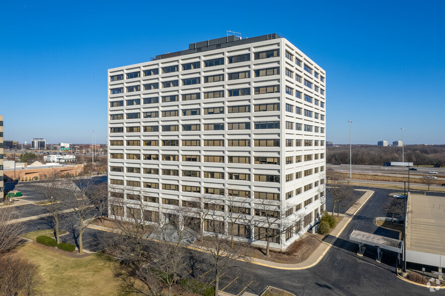 Primary Photo Of 1051 Perimeter Dr, Schaumburg Office For Lease