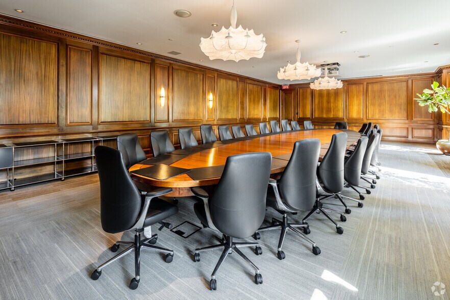 More Photos Of 1155 Rue Metcalfe, Montréal Office For Lease