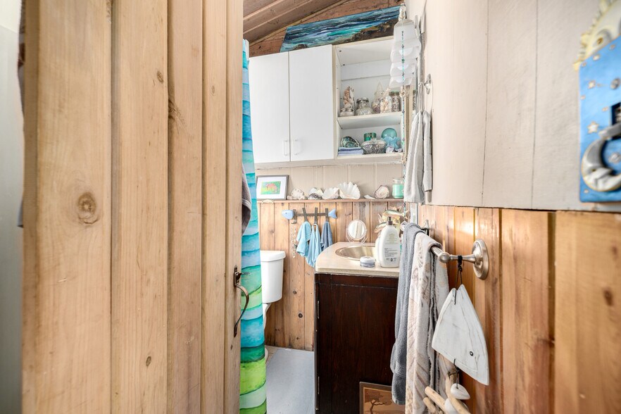 More Photos Of 8537 S Doubleheader Ranch Rd, Morrison Specialty For Sale