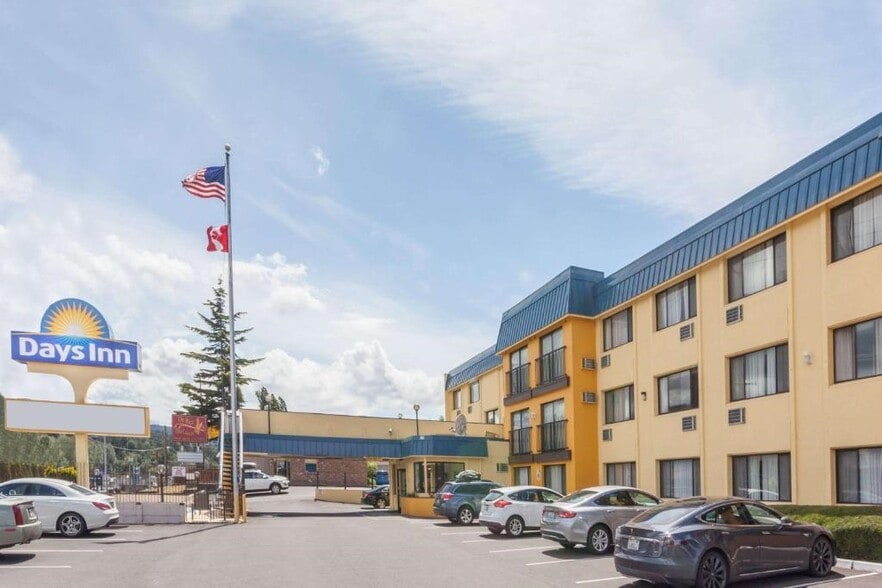 Primary Photo Of 215 N Samish Way, Bellingham Hotel For Sale