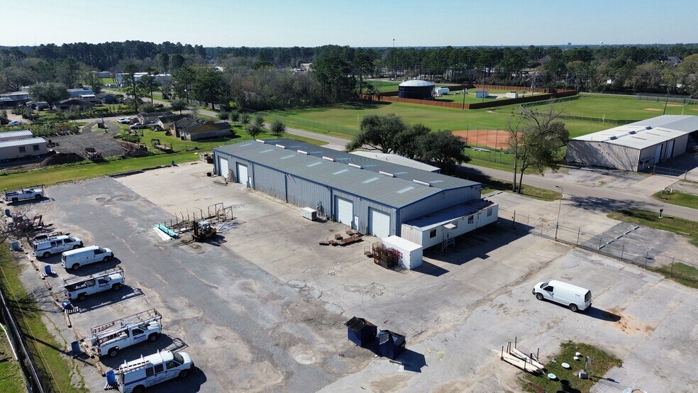 Primary Photo Of 18906 Turnip St, Spring Warehouse For Lease