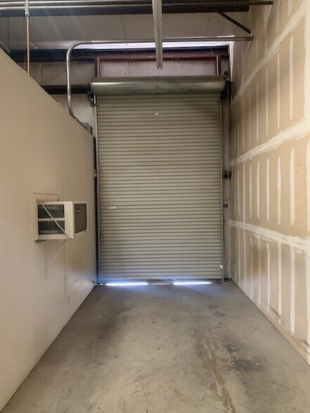 More Photos Of 3454 Alken St, Bakersfield Warehouse For Lease