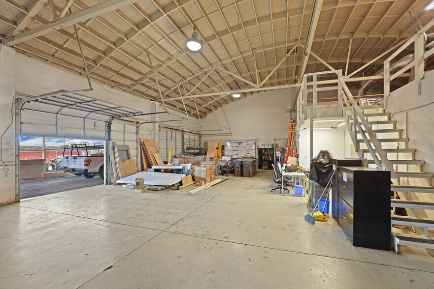 More Photos Of 702-714 W Fremont St, Stockton Light Distribution For Lease