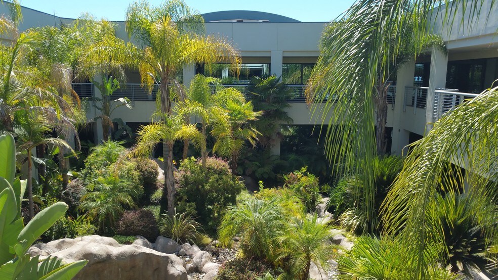 More Photos Of 300 Harding Blvd, Roseville Office For Lease