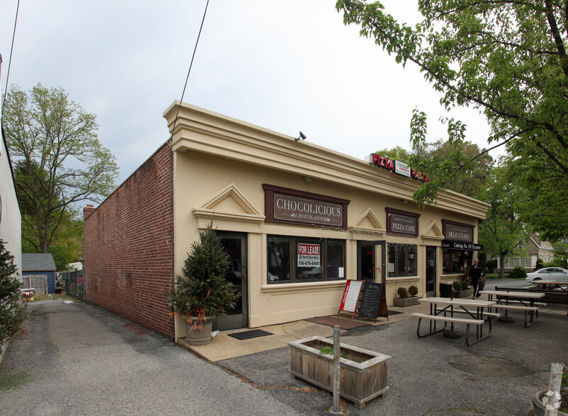 Primary Photo Of 190-194 Forest Ave, Locust Valley Unknown For Lease