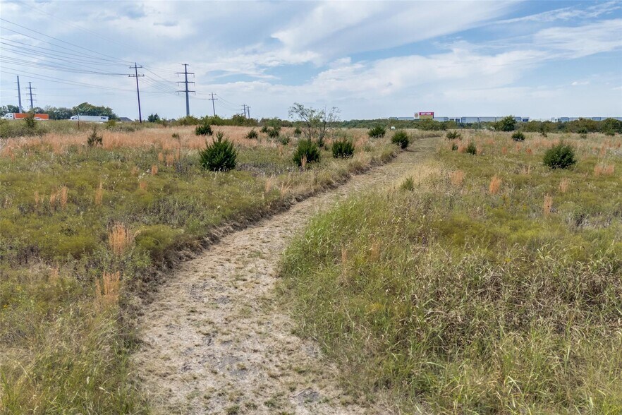 More Photos Of TBD CO 211 rd, Forney Land For Sale