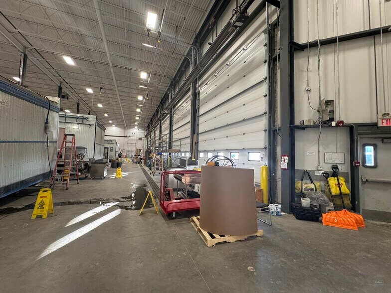 More Photos Of 27671 108A Av NW, Acheson Distribution For Lease