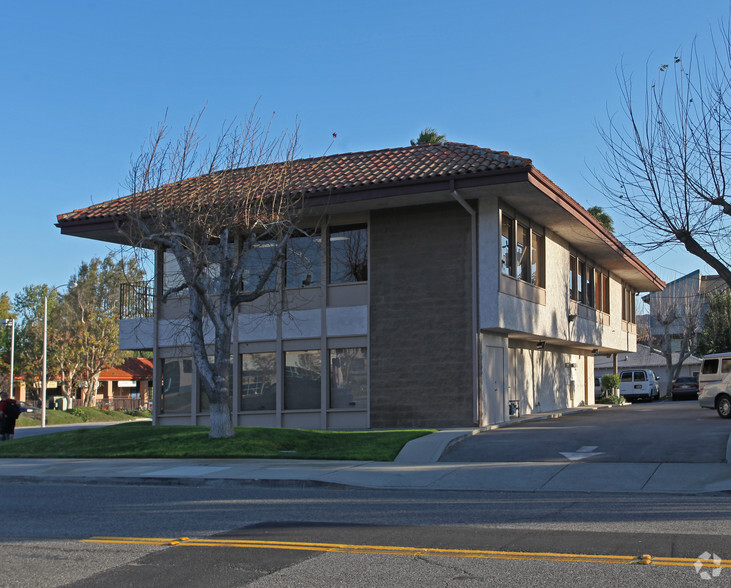 Primary Photo Of 1791 Erringer Rd, Simi Valley Office For Sale