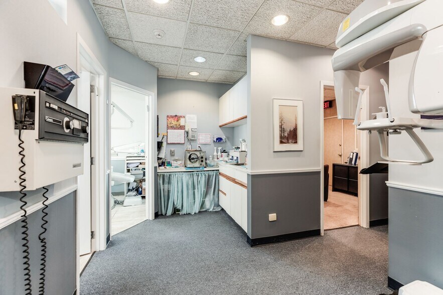 More Photos Of 2500 Nesconset Hwy, Stony Brook Medical For Sale