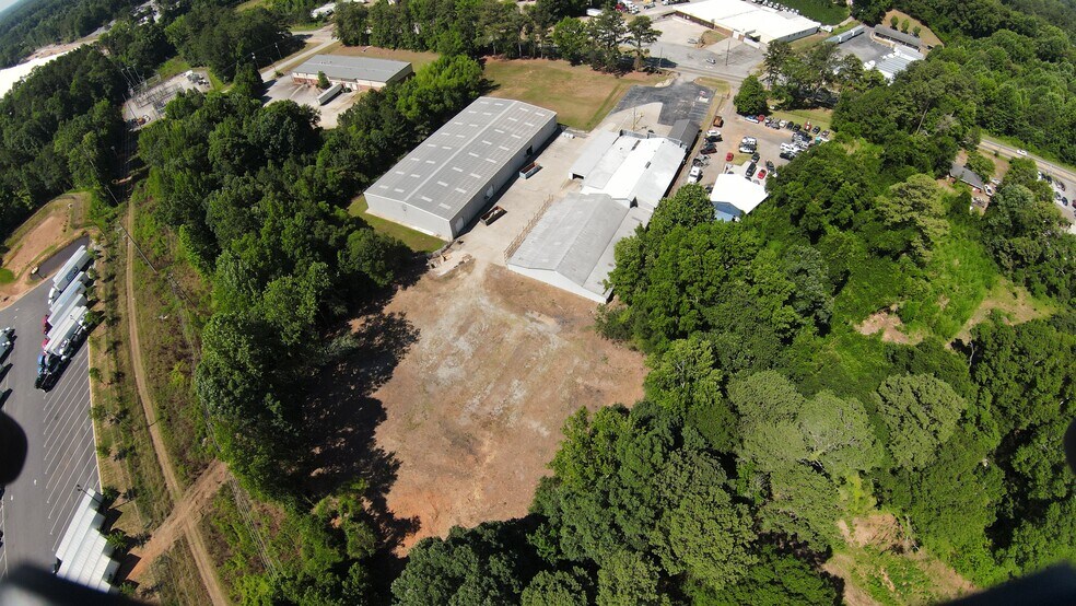 More Photos Of 5290 Highway 42, Ellenwood Distribution For Sale